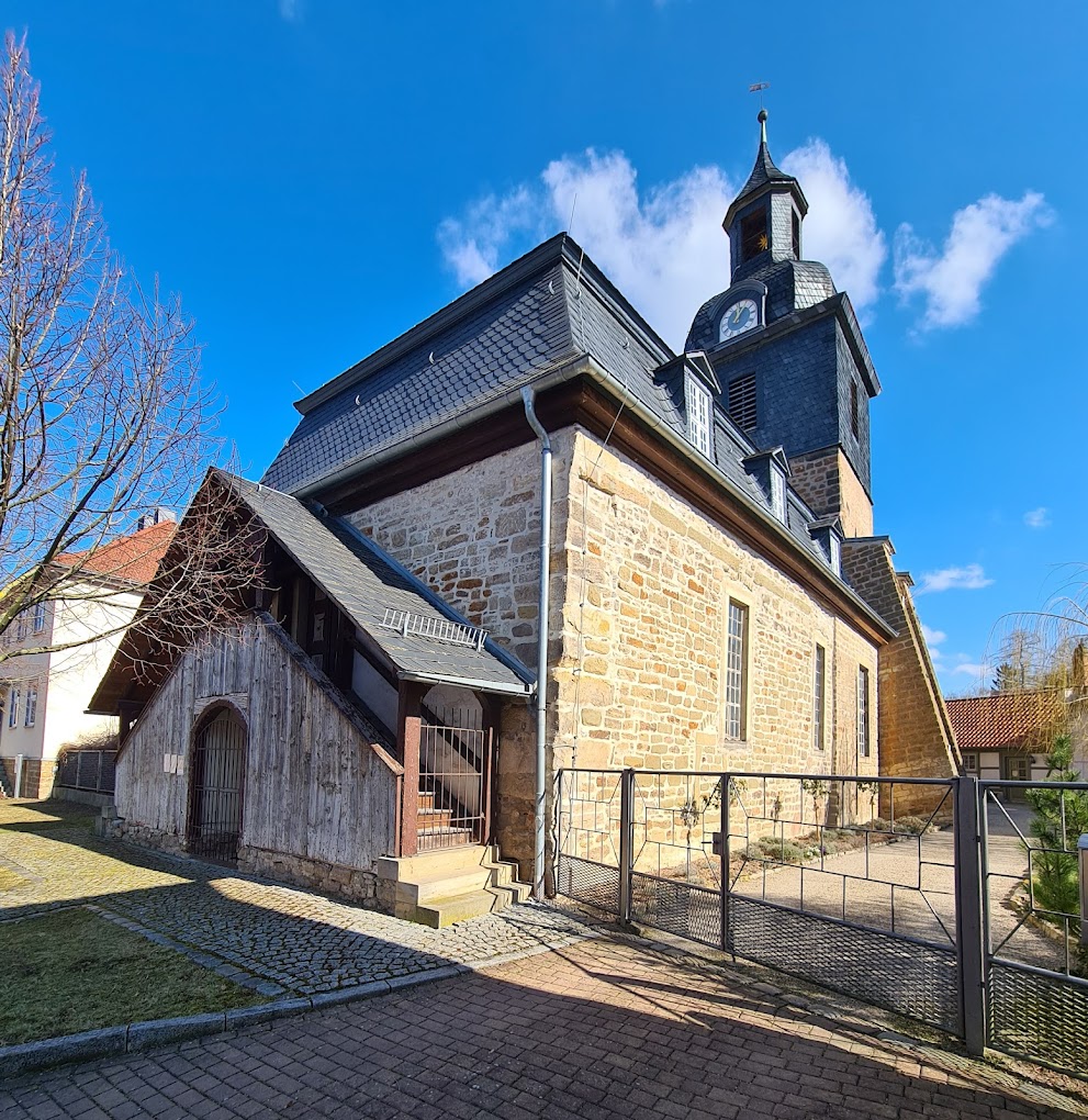 2024/07/23/19/56/kirche1.jpg